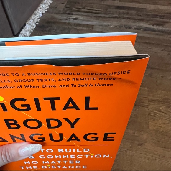 Digital Body Language (Hardcover) - Erica Dhawan, 2021 - Picture 6 of 7